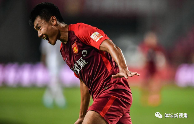 海南女足豪取七连胜，稳坐中超积分榜首位