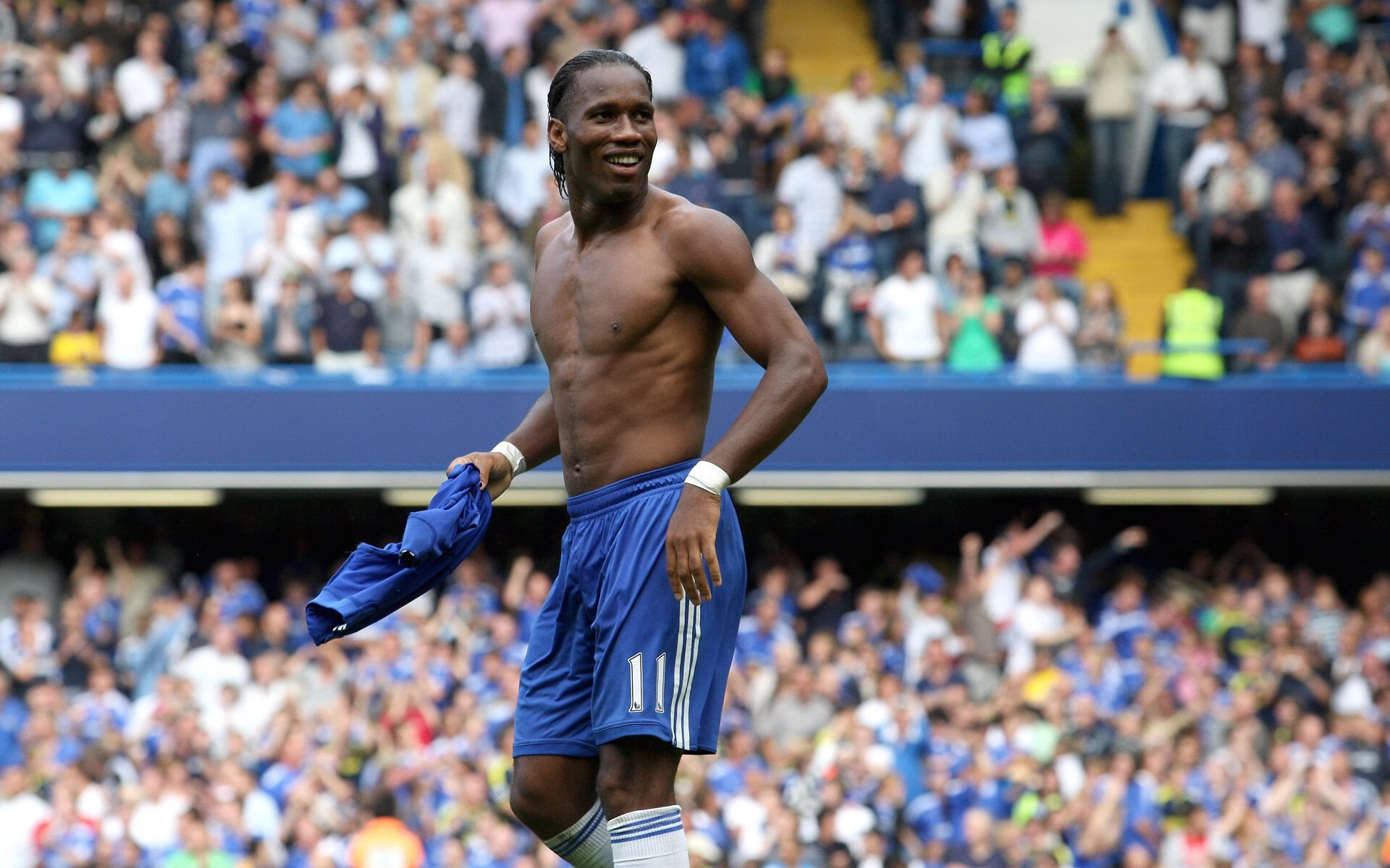 电竞赛场焦点！荷兰队对阵法国队，战况跌宕起伏，悬念直到终场